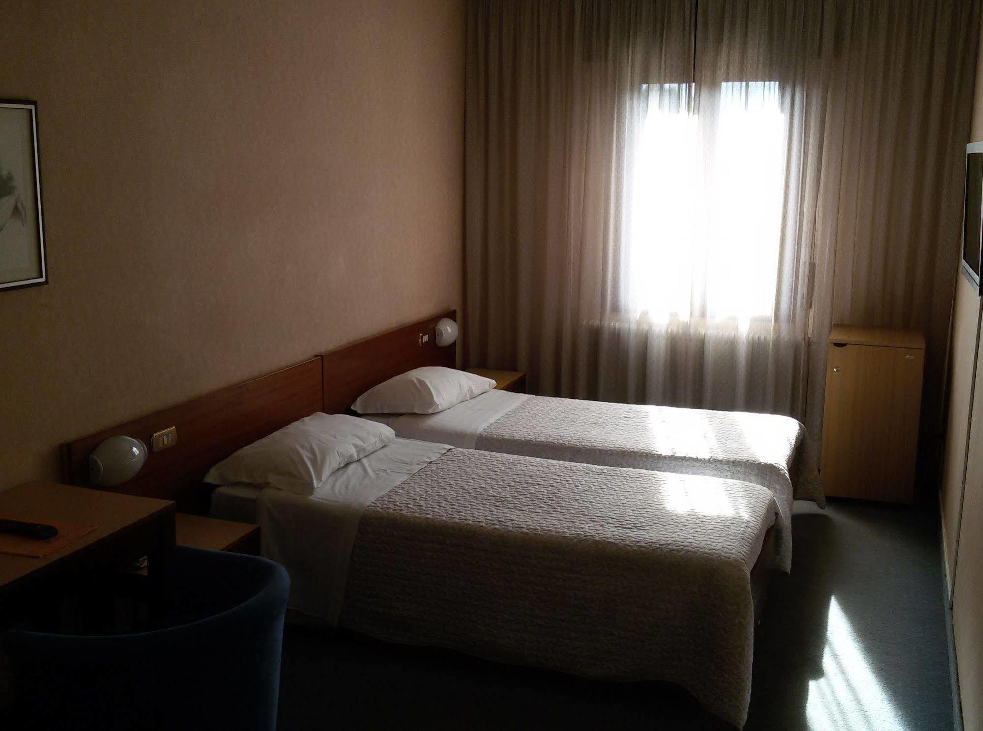 Hotel San Giorgio Ούντινε Εξωτερικό φωτογραφία