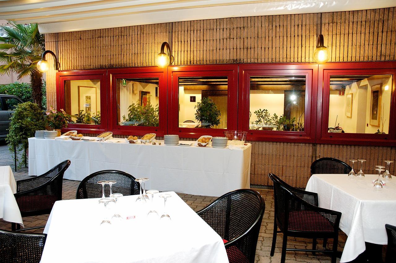 Hotel San Giorgio Ούντινε Εξωτερικό φωτογραφία